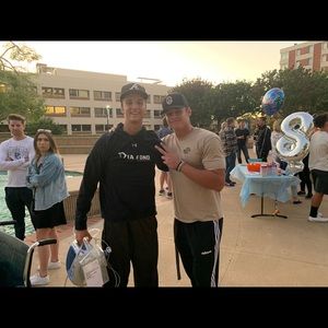 Meet your Posher, Drake